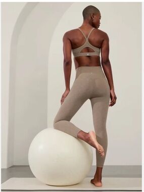 Athleta~NWT~Ultra High Rise Elation 7/8 Tight Leggings ~Brown/Tan Heathered~ XXS